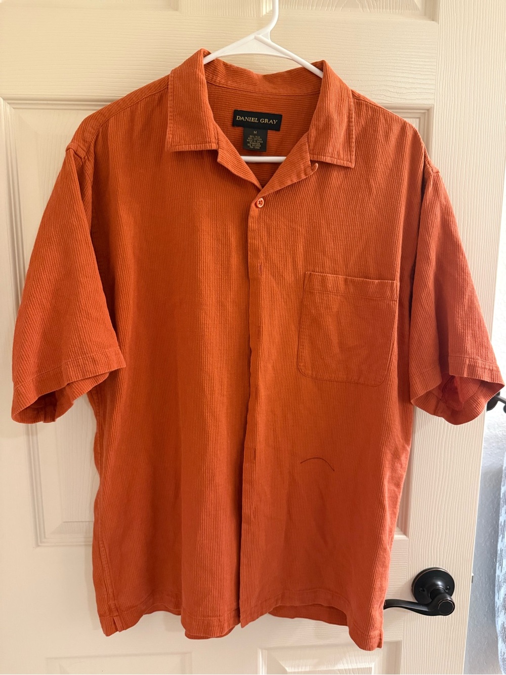 Men's Orange Short-Sleeve Button-Down Shirt